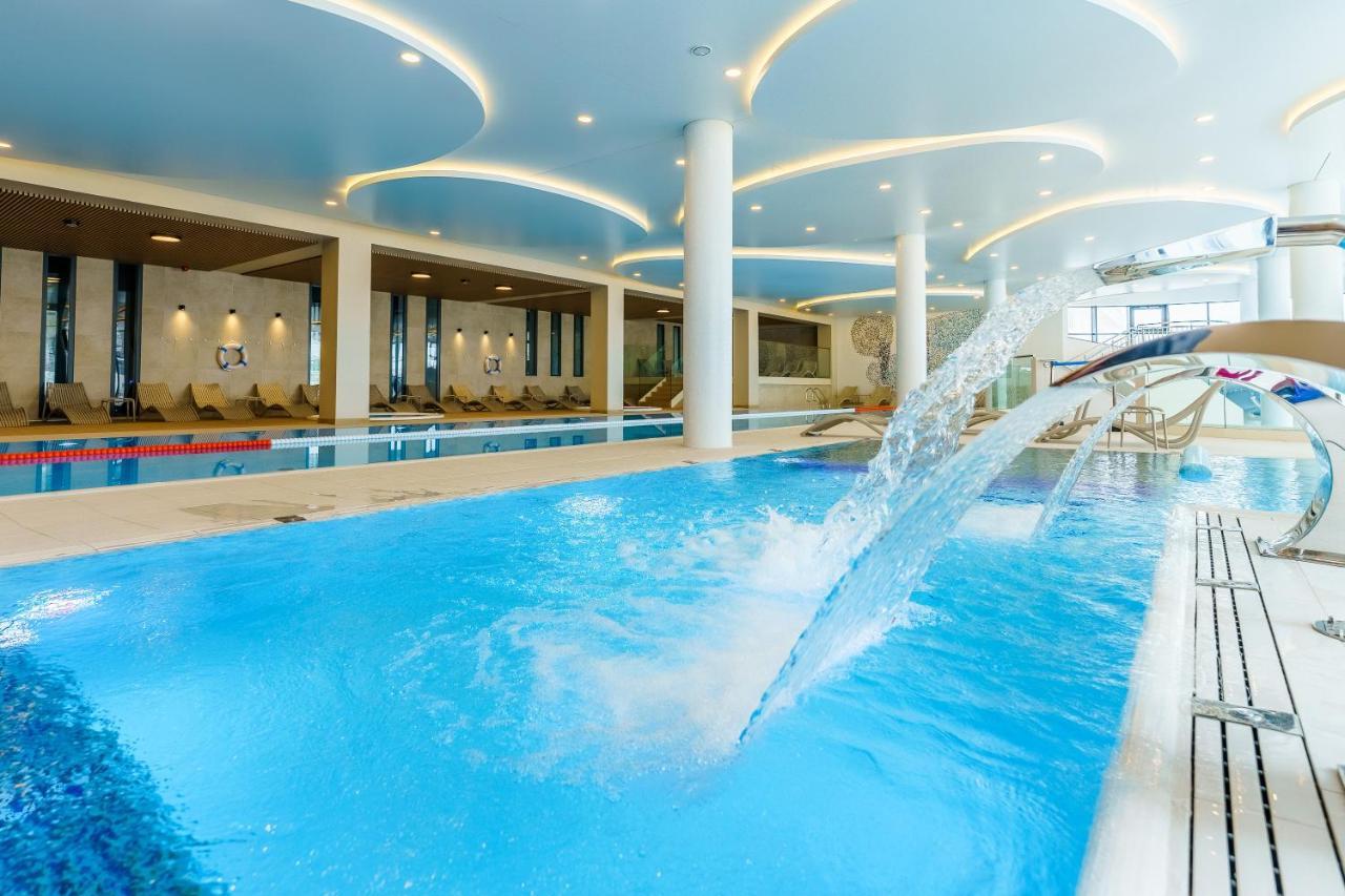 Polanki Aqua Apartamenty Nielimitowany Dostep Do Basenow Parking Free Kołobrzeg Exterior foto