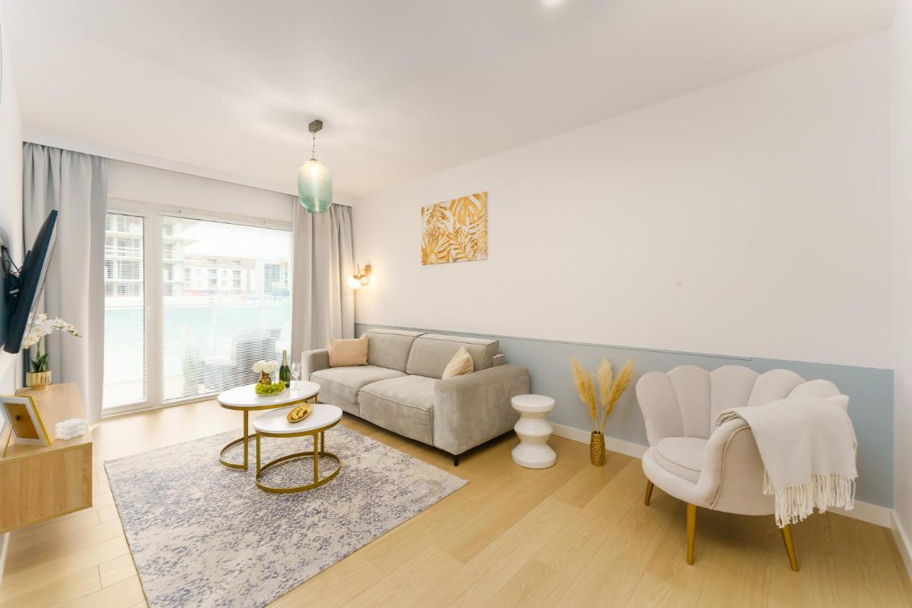 Polanki Aqua Apartamenty Nielimitowany Dostep Do Basenow Parking Free Kołobrzeg Exterior foto