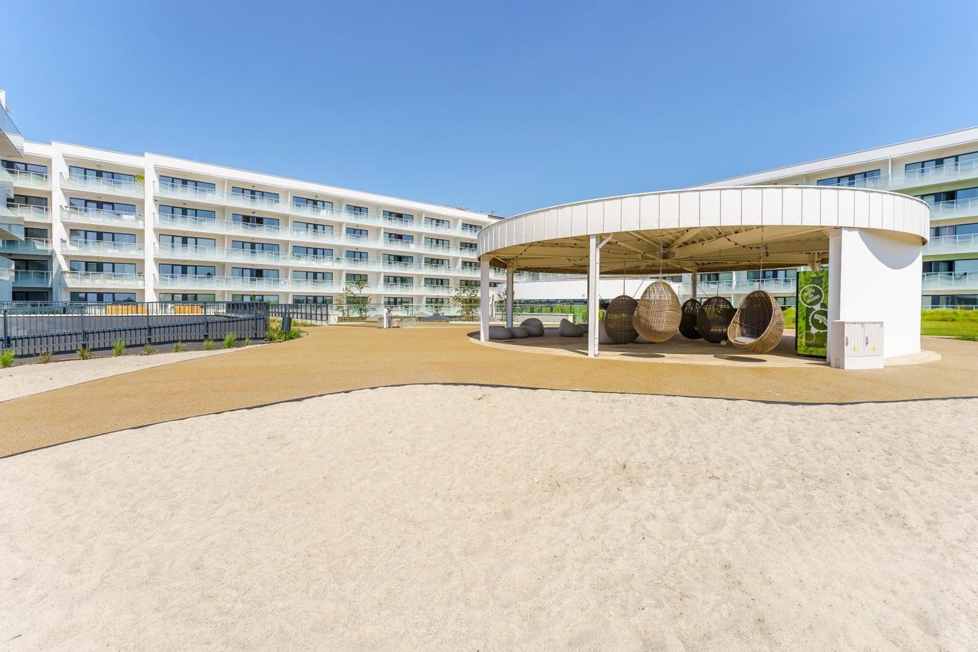 Polanki Aqua Apartamenty Nielimitowany Dostep Do Basenow Parking Free Kołobrzeg Exterior foto